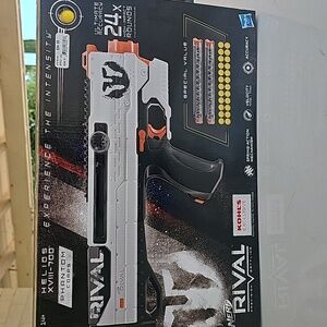 Nerf Rival Helios XVIII-700  Phantom Corps